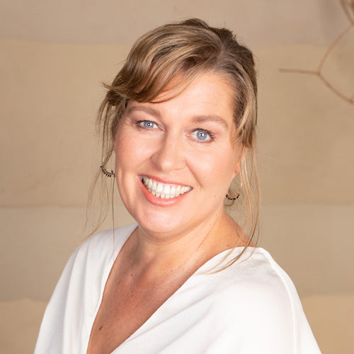 Dr._Katharina_Burkhardt-Portrait.jpg